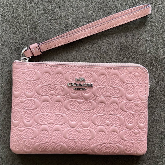 Coach corner zip wristlet - Picture 1 of 6